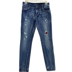 Maurices Jeans Women Size 0 Dark Wash Denim Distressed Ripped Red Patch Low Rise